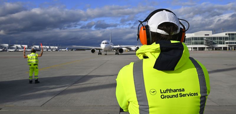 Lufthansa прекратила полеты в Казахстан. Пока временно Обложка: Lufthansa прекратила полеты в Казахстан. Пока временно