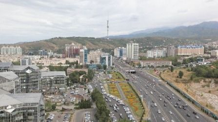 Вид на западную часть города, медеуский район, Алматы