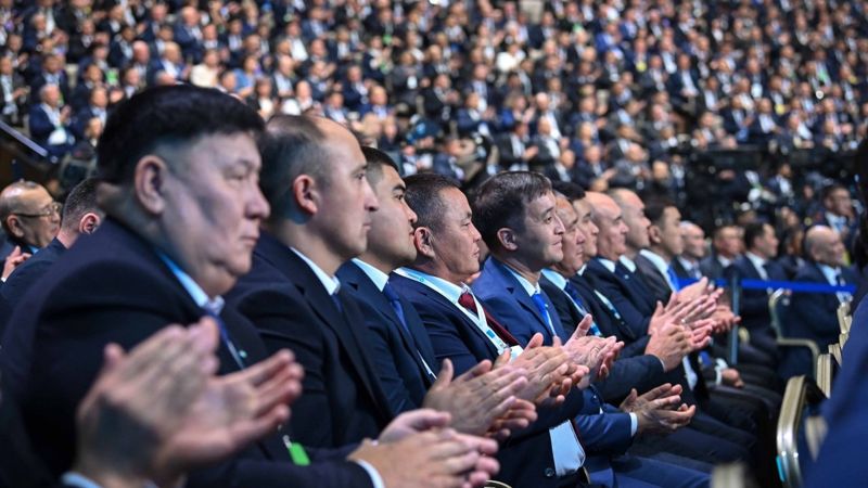 Обложка: 600 млрд тенге выделят на поддержку сельского бизнеса