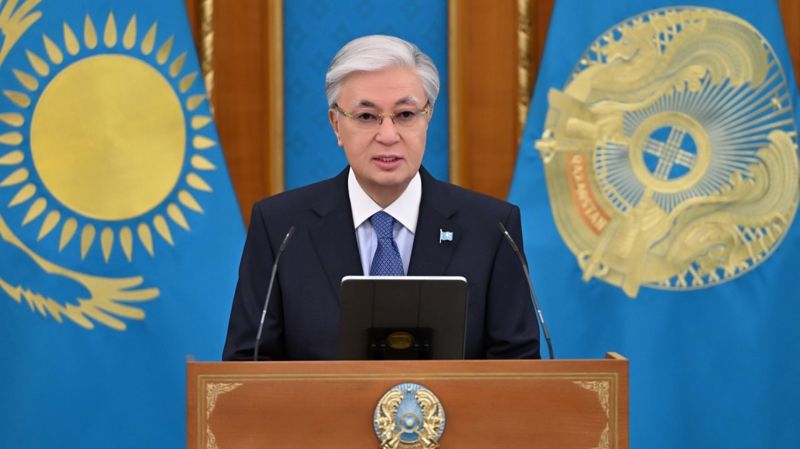 Касым-Жомарт Токаев выступает перед энергетиками