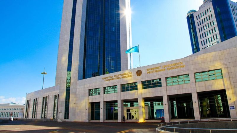 Здание Мажилиса парламента РК