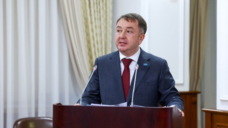 министр юстиции, Ерлан Сарсембаев, трибуна, правительство