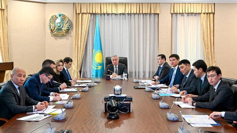 Серик Жумангарин на совещании