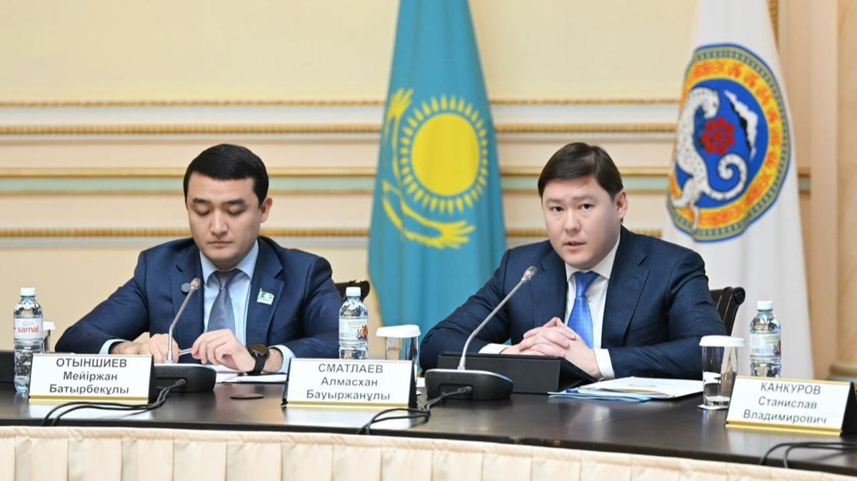 заместитель акима Алматы Алмасхан Сматлаев