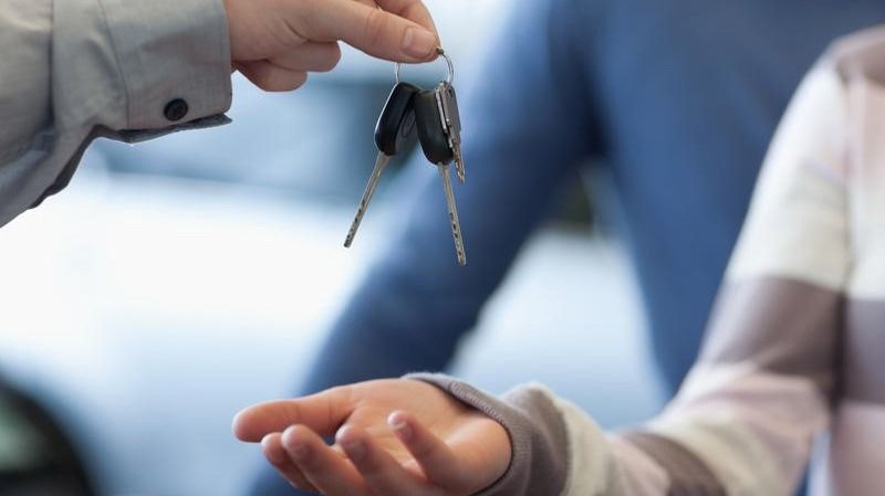 Обложка: В Казахстане 8 из 10 новых авто в декабре – отечественной сборки