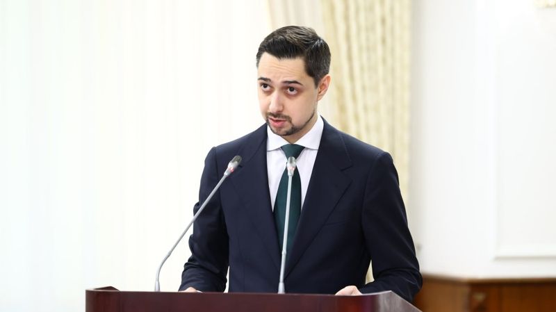 Обложка: В Казахстане хотят ввести уголовную ответственность за массовую утечку данных 