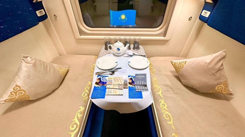 вагон туристического поезда Jibek Joly 