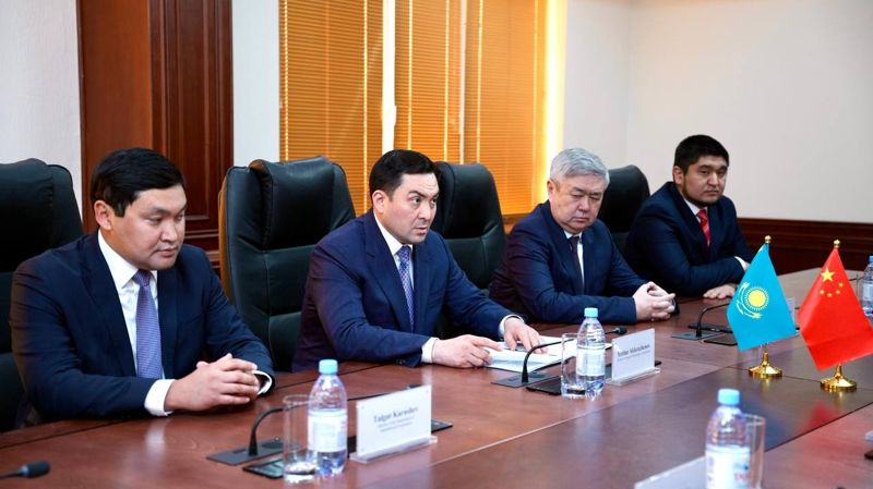 министр энергетики Ерлан Аккенженов