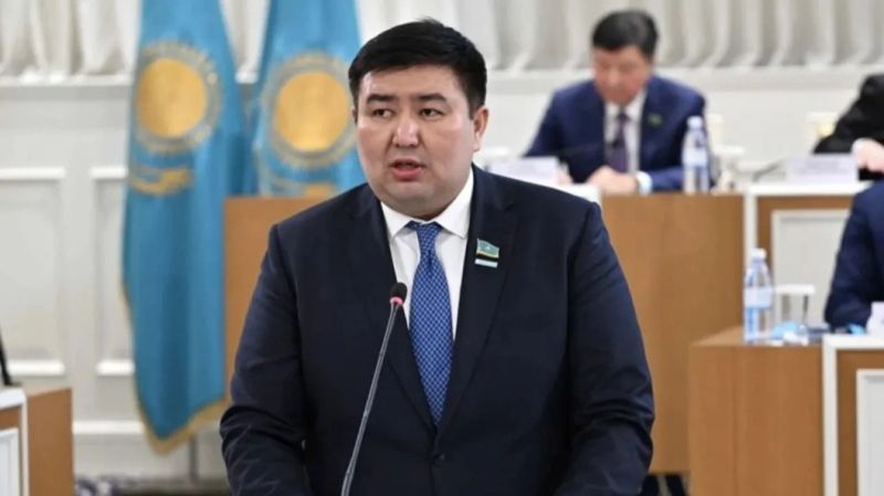 Елнур Бейсенбаев 