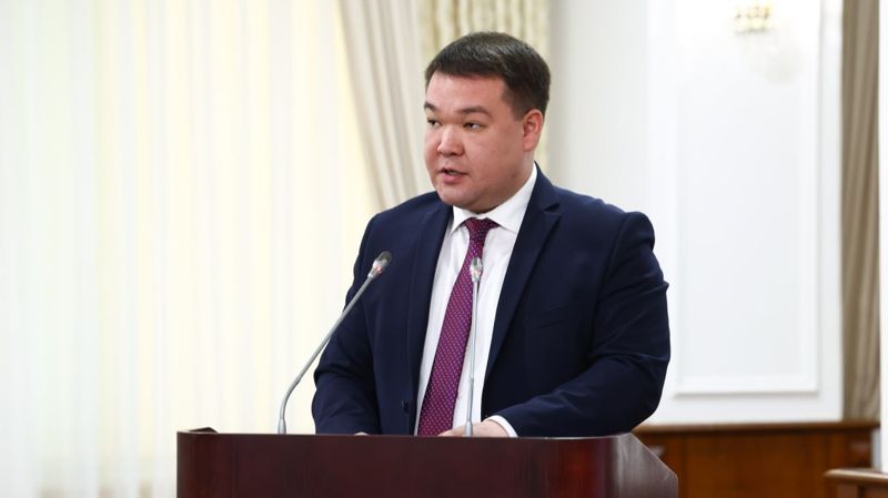 Обложка: Минэнерго намерено построить четвертый НПЗ - несмотря на сомнения президента