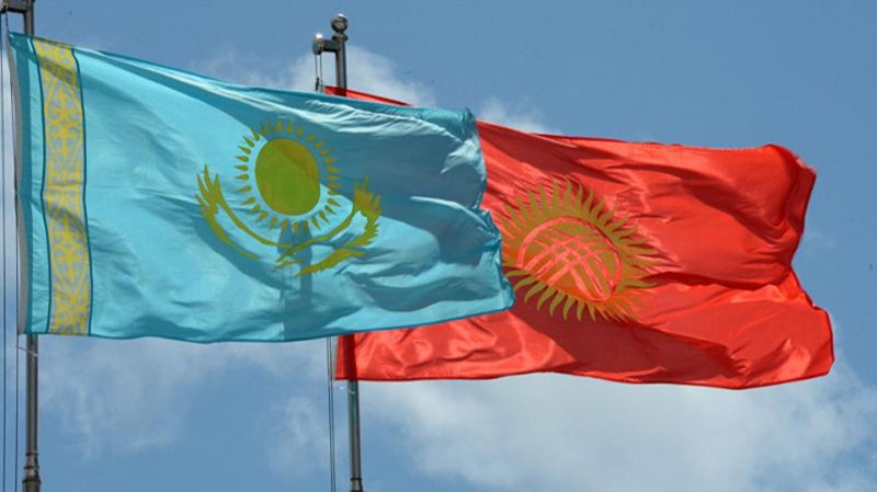 флаг Казахстана, флаг Кыргызстана