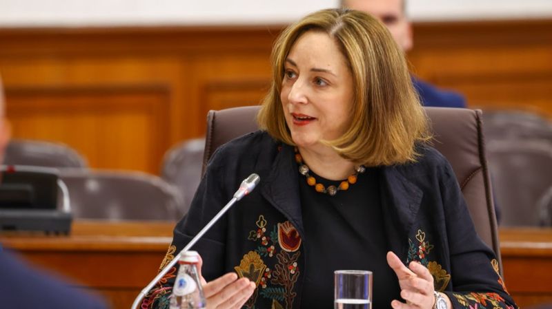 посол США в Казахстане Джули М. Стаффт