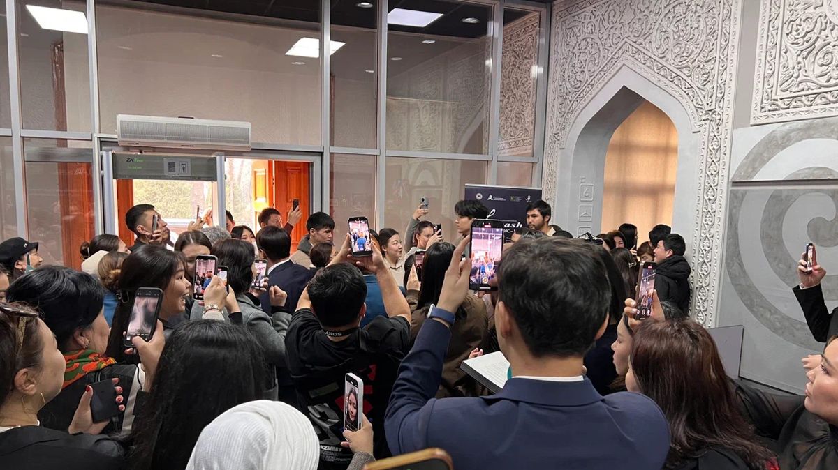 Выставка в&nbsp;Алматы, Димаш Кудайберген, культура