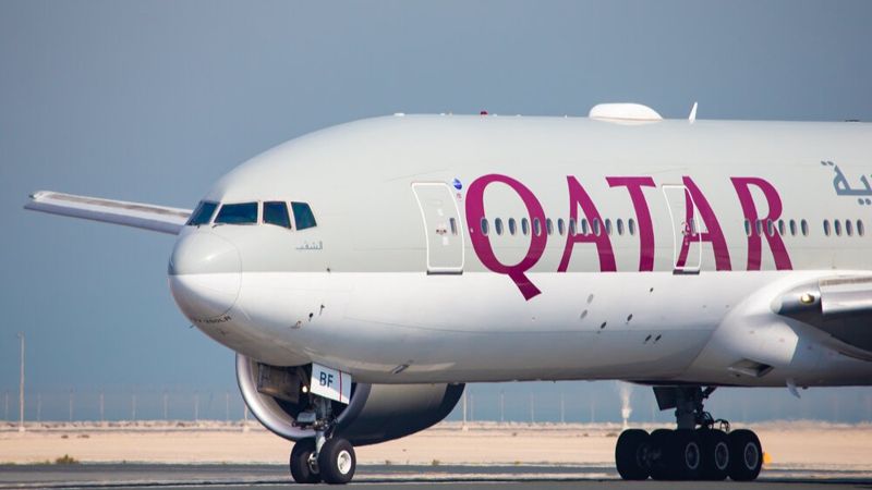 Самолет Qatar Airways