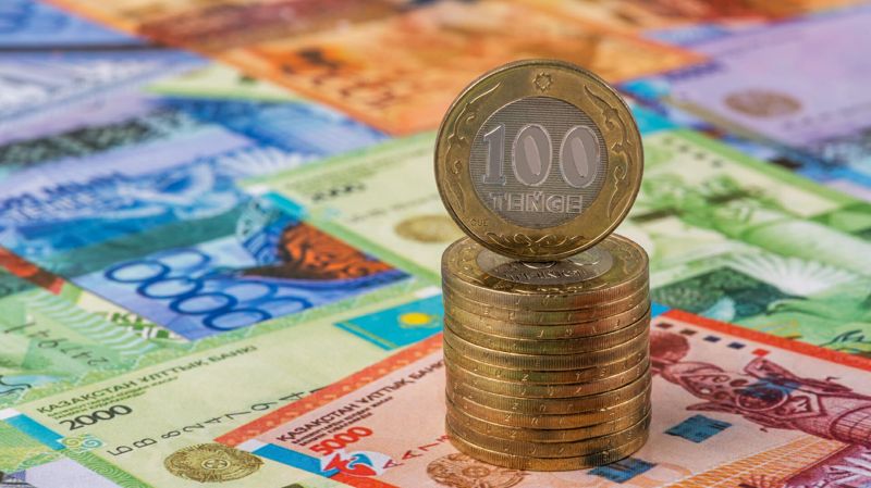 Тенге, монеты, купюры