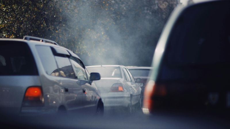 Автомобиль выхлопные газы