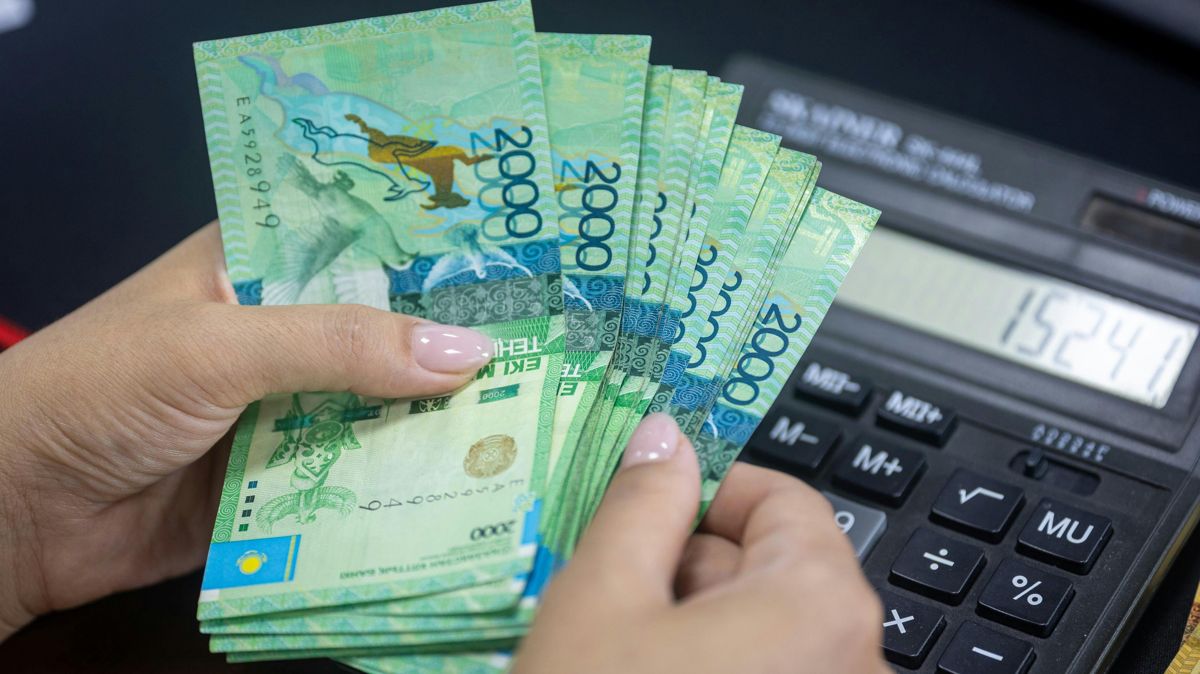 470 тенге за доллар: что будет с курсом дальше?