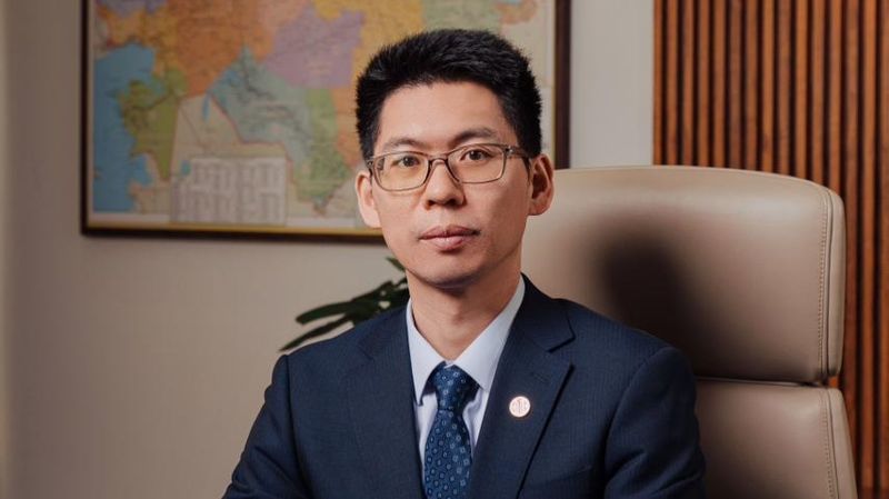 Юй Юшэн, Altyn Bank