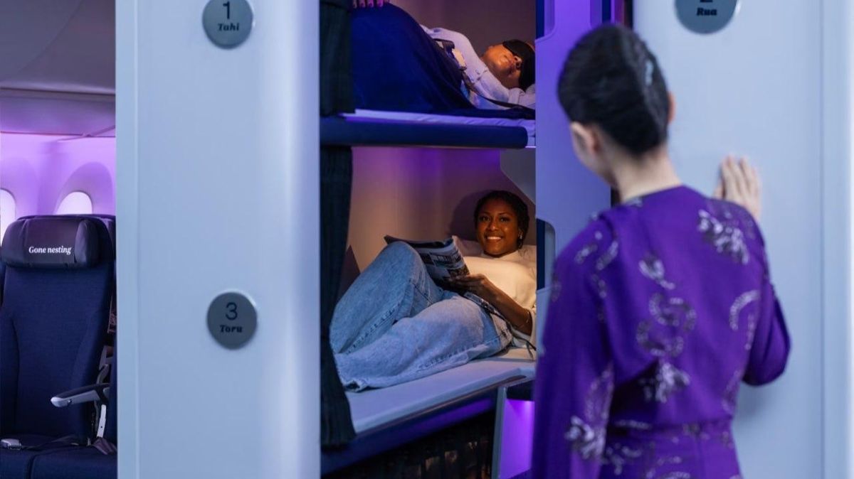 Небесный плацкарт: Air New Zealand запускает спальные капсулы в эконом-классе