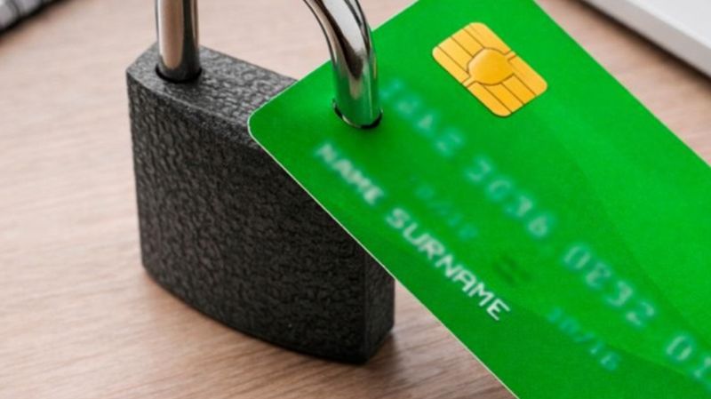 замок, карта, блокировка счета