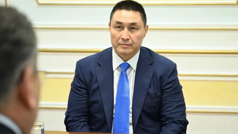 Алмаз Альсенов 