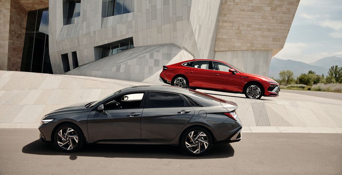 Автомобили Hyundai Elantra, Hyundai Sonata