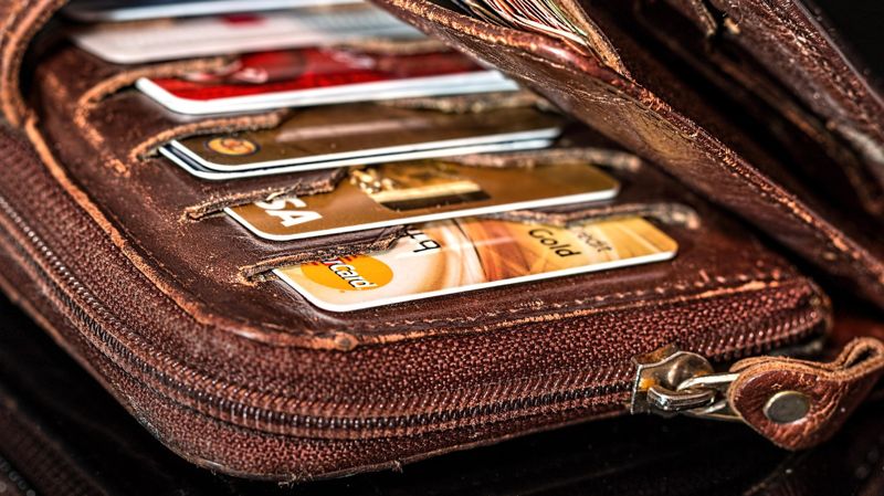 банковские карты, кредитные карты, финансовые продукты