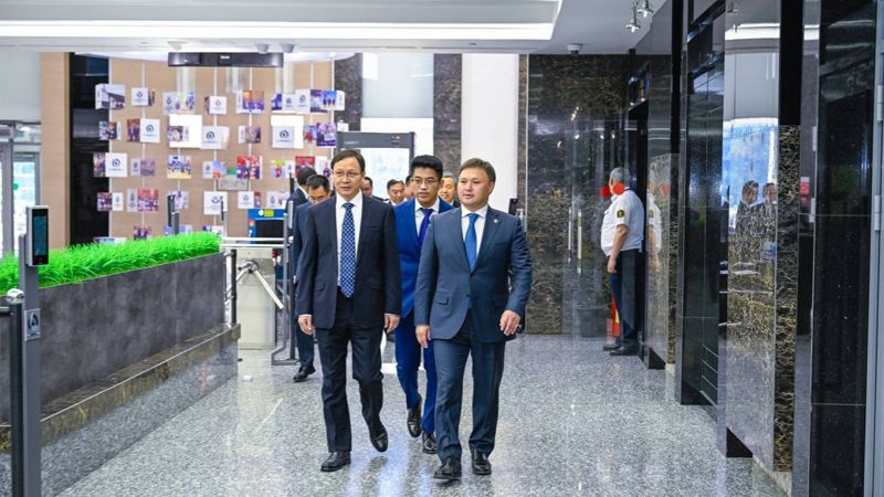 Асхат Хасенов, КазМунайГаз, КМГ, Чжан Чуаньцзян, CNOOC