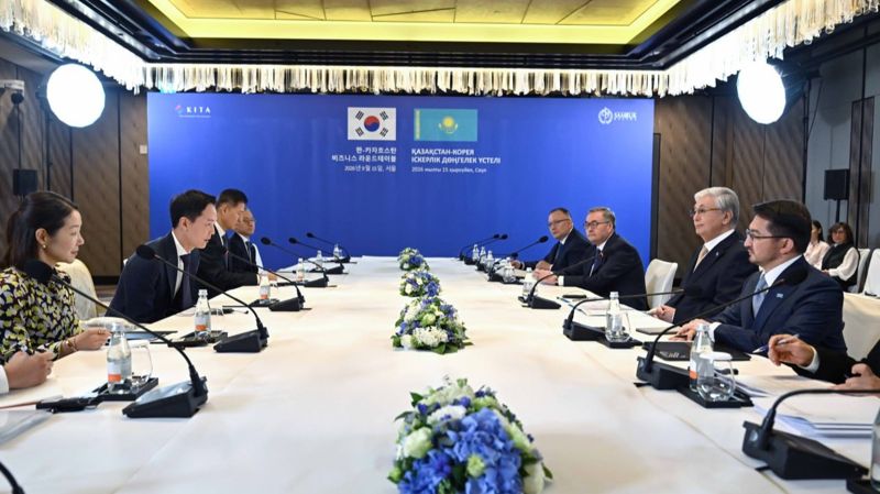 Касым-Жомарт Токаев, Hanwha Group 