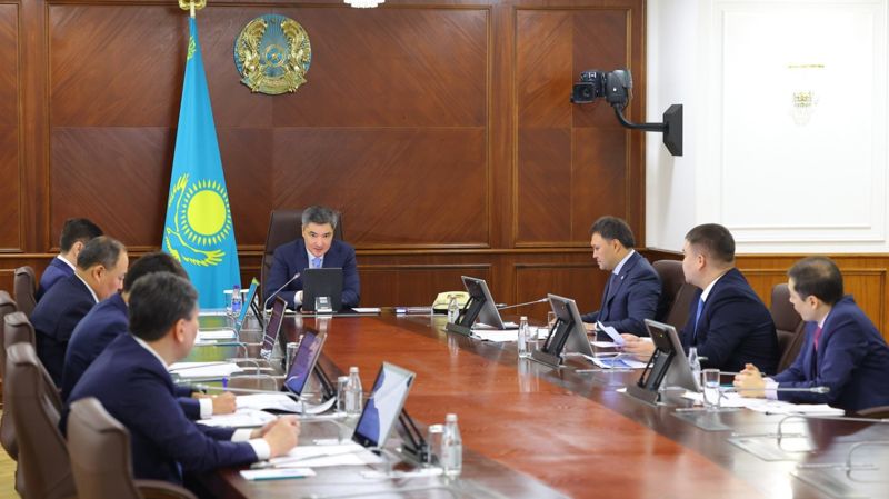 Олжас Бектенов, правительство, совещание, нефтепереработка