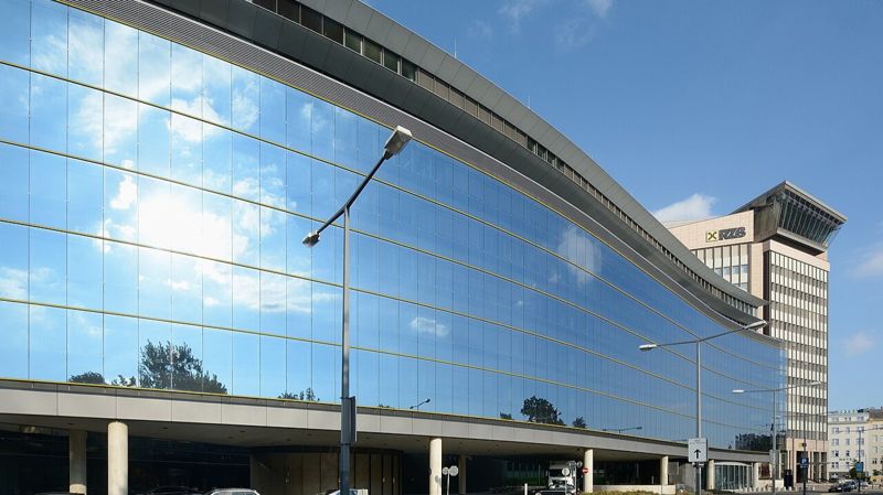 Raiffeisen Bank, Райффайзен